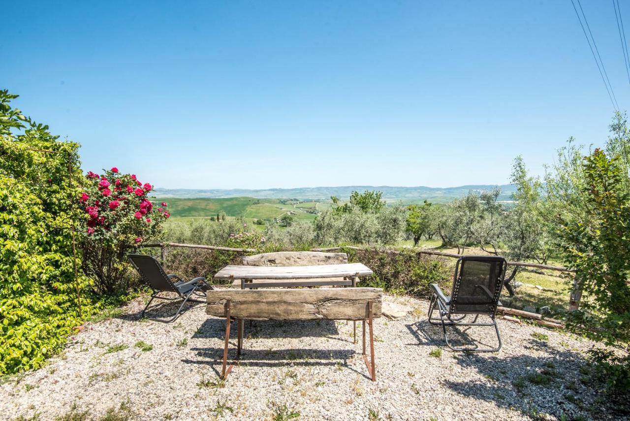Appartamento Gemma Bianca-Tavoleto Castiglione dʼOrcia Екстериор снимка